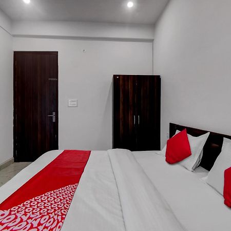 Hotel O Om Pushp Residency Mathura Exterior photo